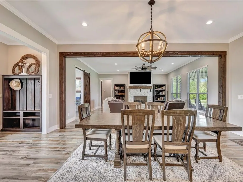 110 Saddle Creek Drive Lufkin, TX 75904