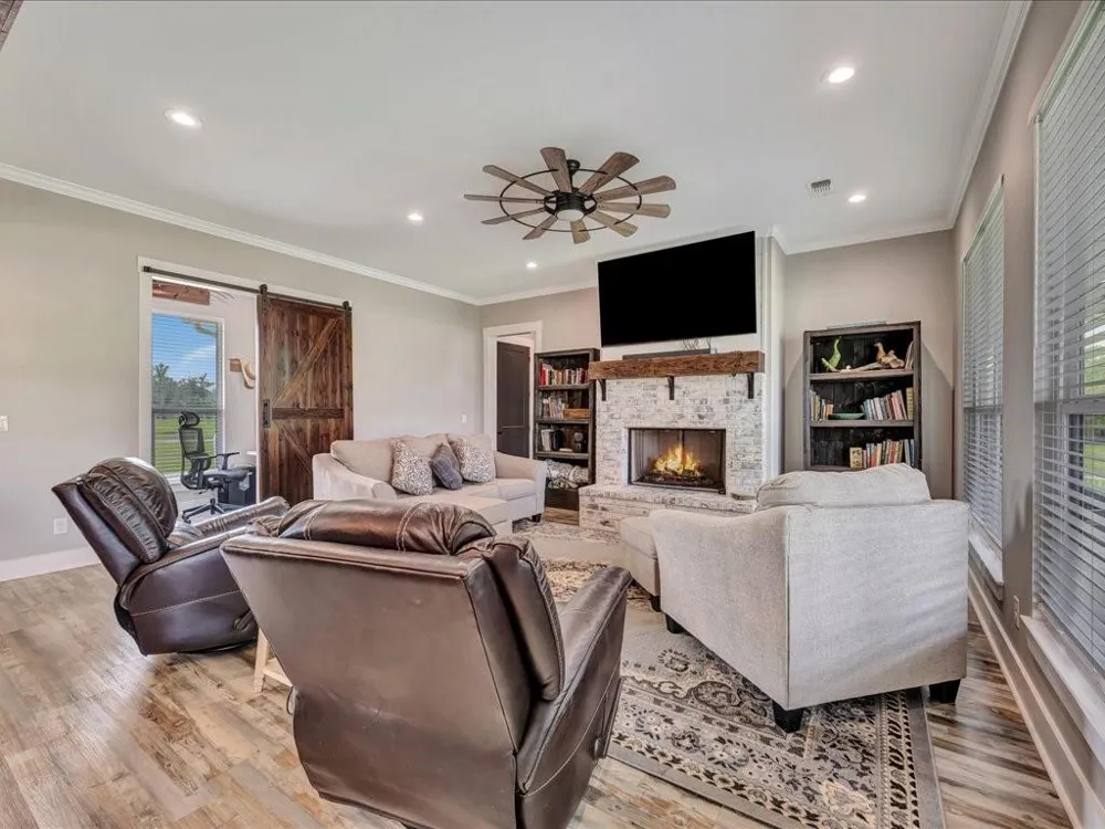 110 Saddle Creek Drive Lufkin, TX 75904
