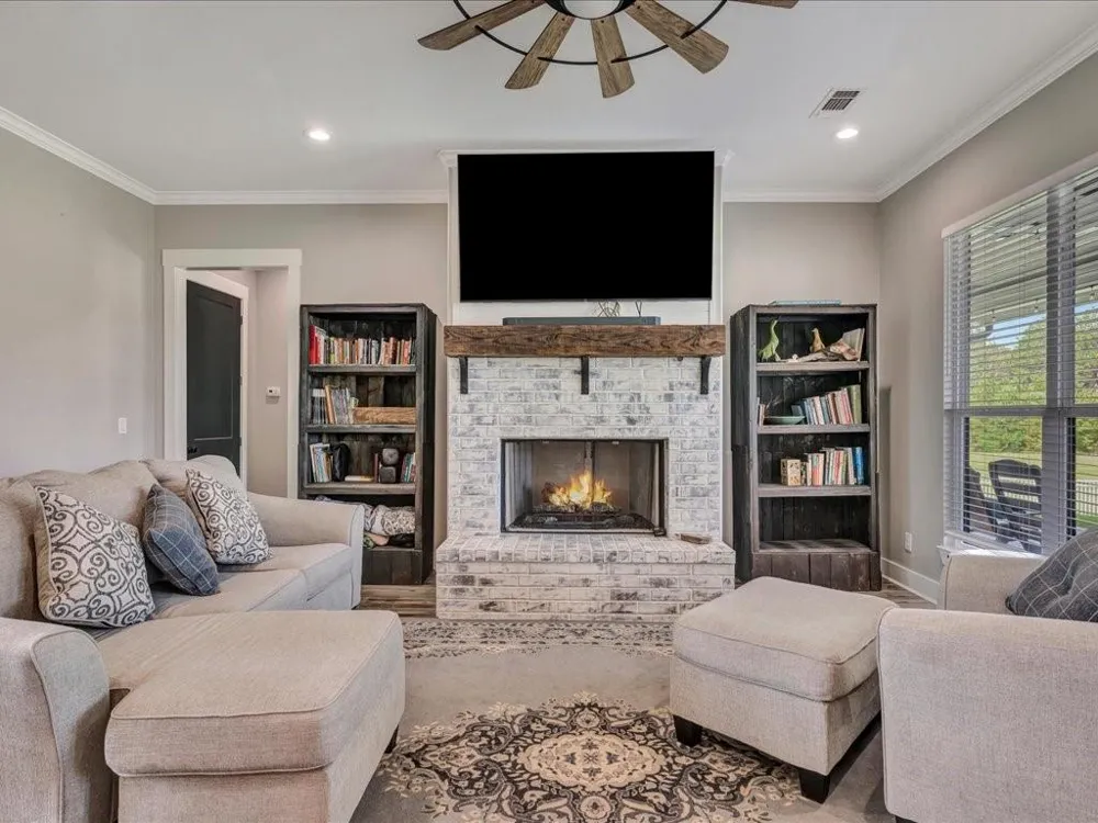 110 Saddle Creek Drive Lufkin, TX 75904