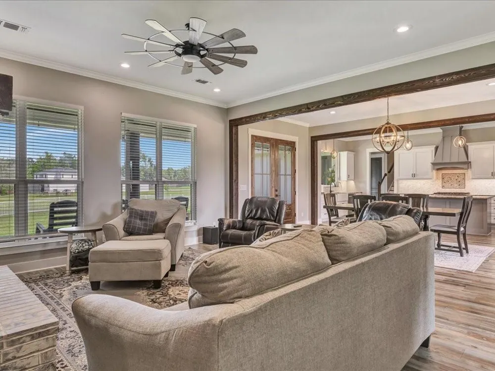 110 Saddle Creek Drive Lufkin, TX 75904