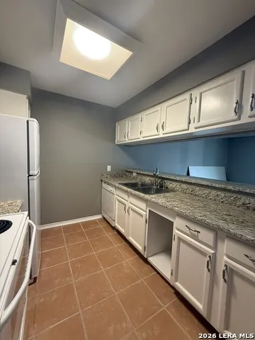 4119 MEDICAL DR #204C San Antonio, TX 78229