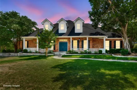 806 Cobblestone Court