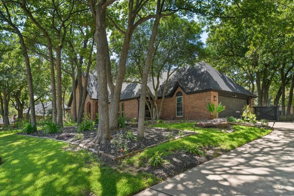 1518 Windsor Forest Trail Keller, TX 76262