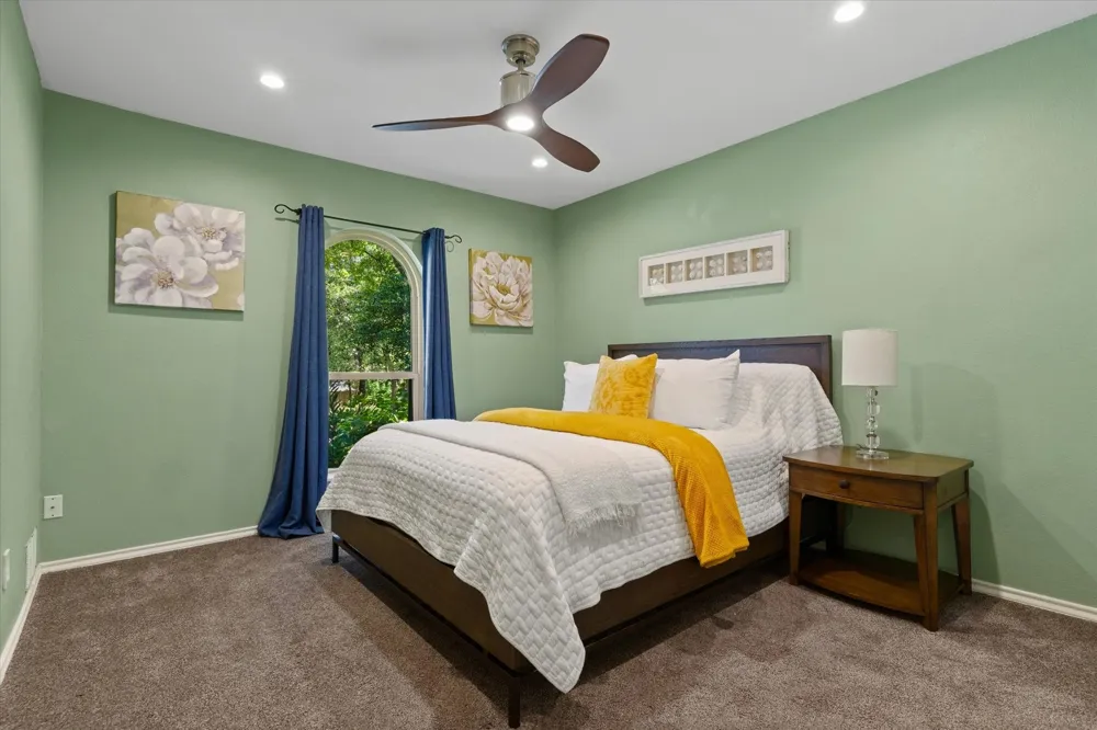 1518 Windsor Forest Trail Keller, TX 76262
