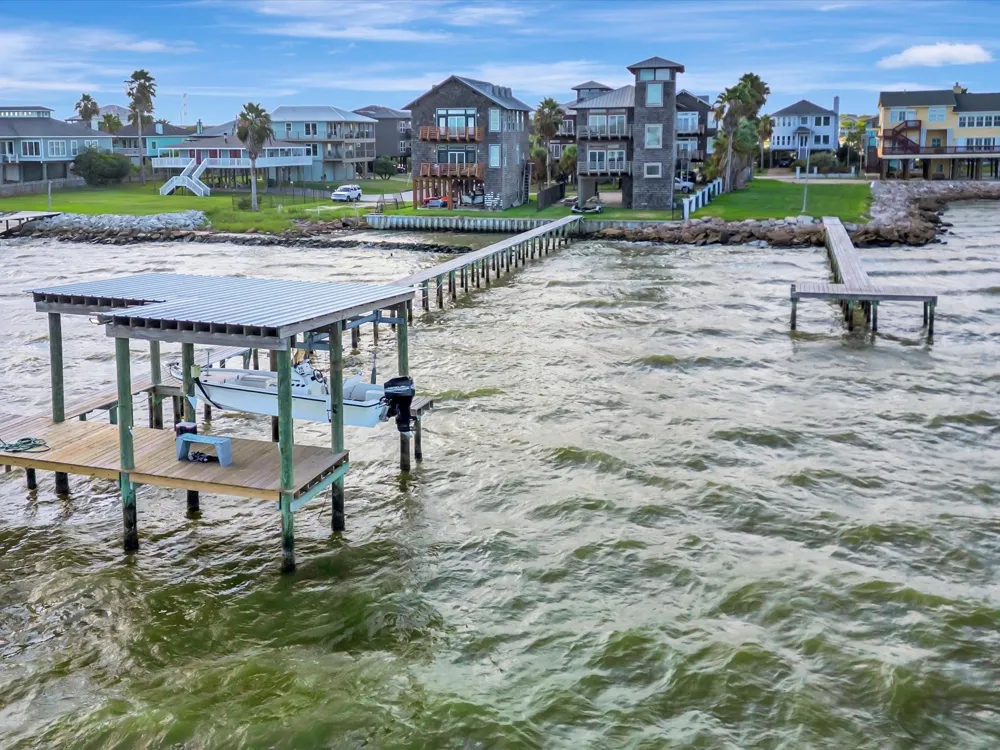 606 2nd St Seabrook, TX 77586