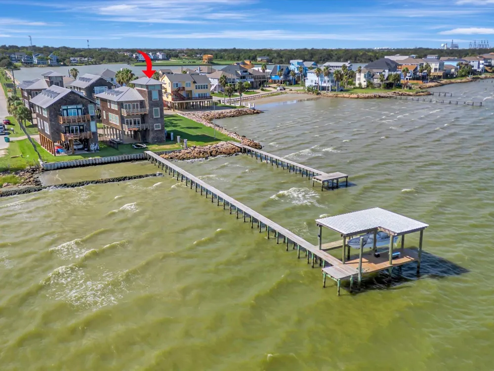 606 2nd St Seabrook, TX 77586
