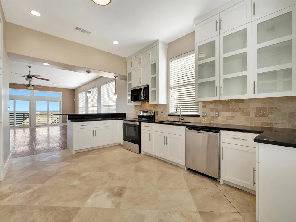 606 2nd St Seabrook, TX 77586