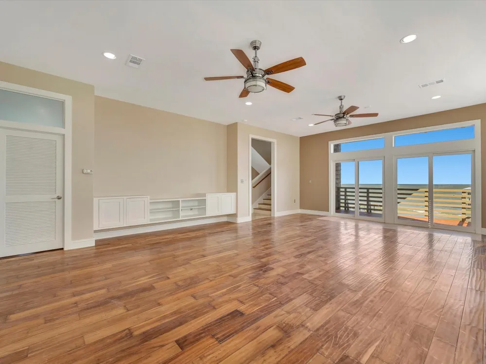 606 2nd St Seabrook, TX 77586
