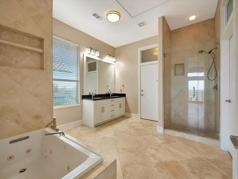606 2nd St Seabrook, TX 77586