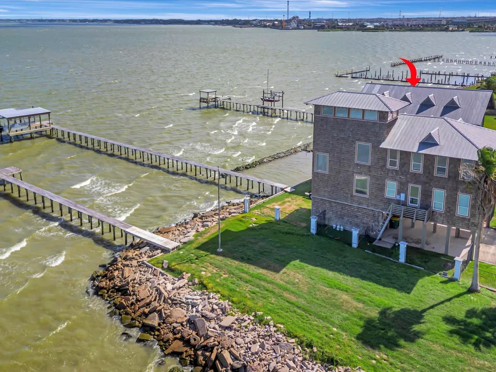 606 2nd St Seabrook, TX 77586