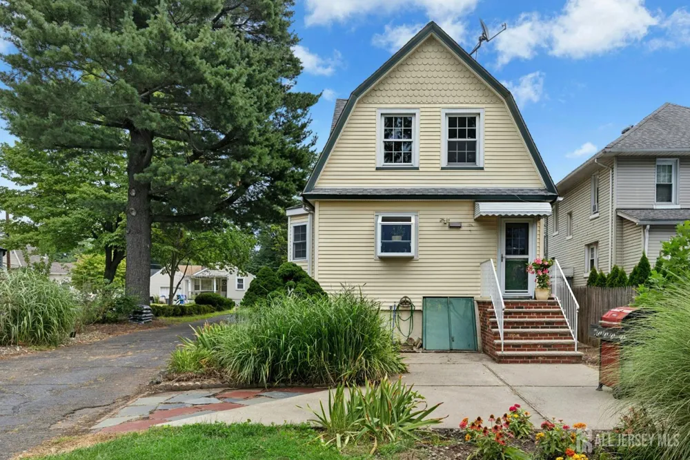 366 Broad Street Sewaren, NJ 07077