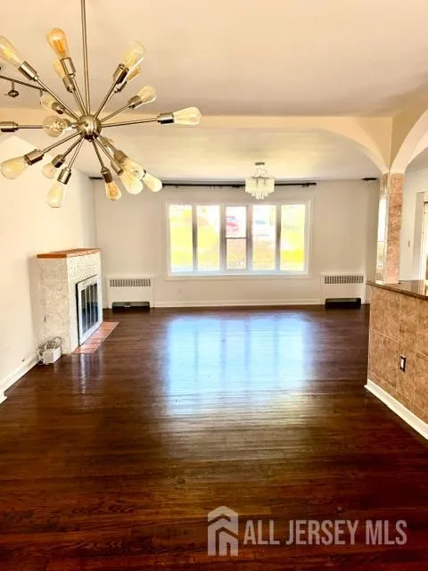 713 Roessner Drive Union, NJ 07083