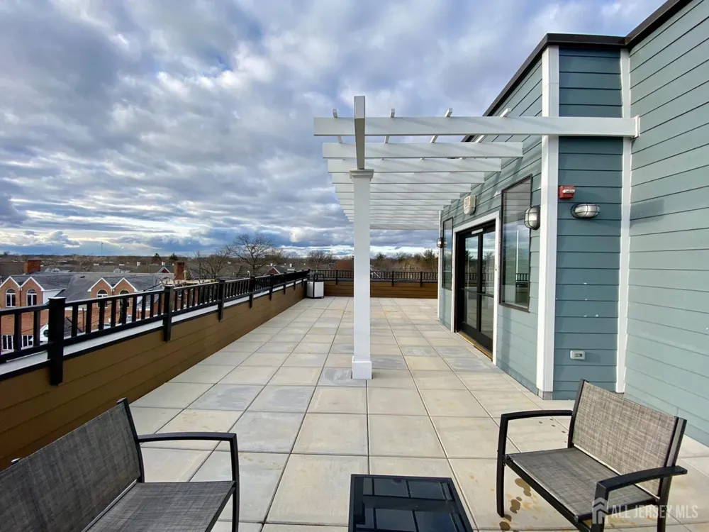22 Center Street #203 Metuchen, NJ 08840