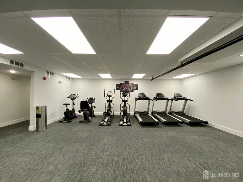 22 Center Street #203 Metuchen, NJ 08840