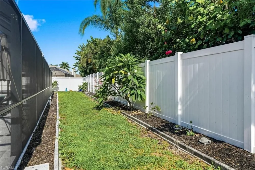 2467 Pine Woods Circle #3 Naples, FL 34105