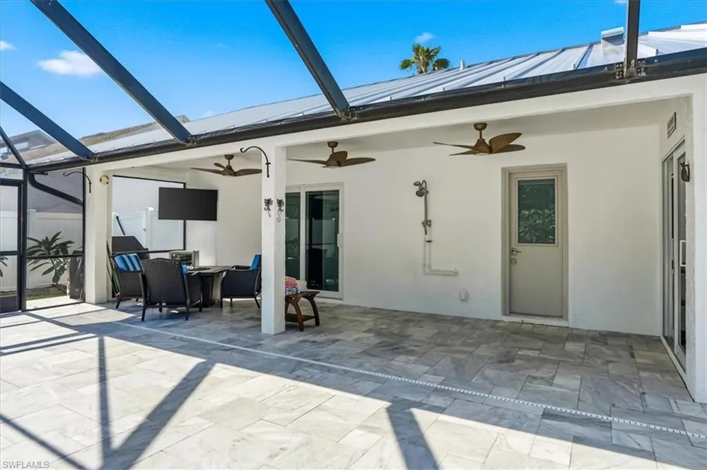 2467 Pine Woods Circle #3 Naples, FL 34105