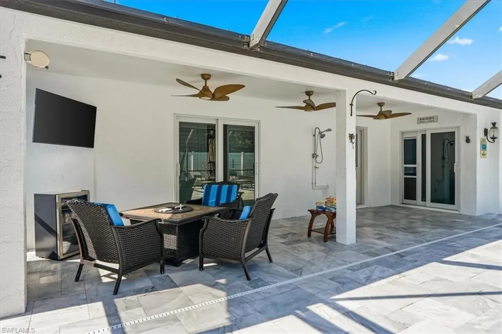 2467 Pine Woods Circle #3 Naples, FL 34105