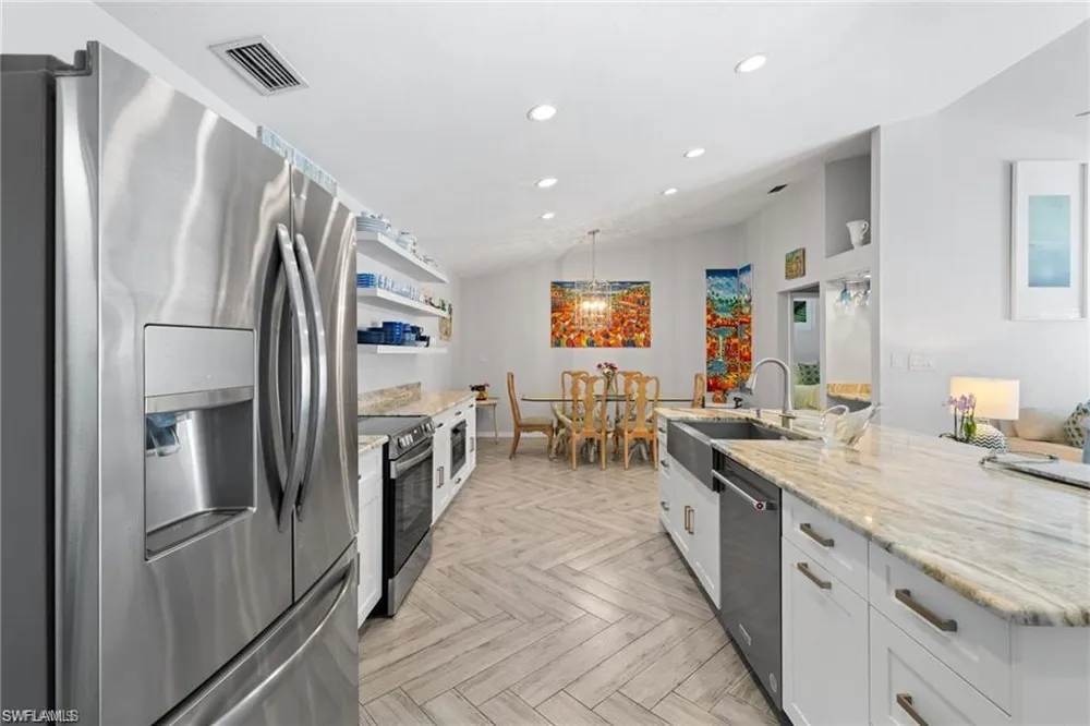 2467 Pine Woods Circle #3 Naples, FL 34105