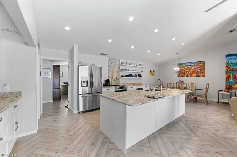 2467 Pine Woods Circle #3 Naples, FL 34105