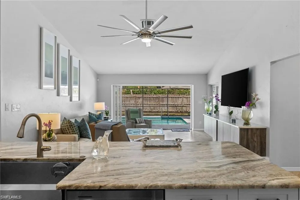 2467 Pine Woods Circle #3 Naples, FL 34105