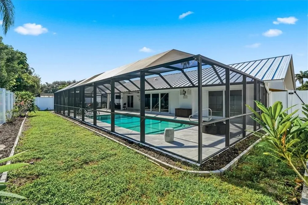 2467 Pine Woods Circle #3 Naples, FL 34105