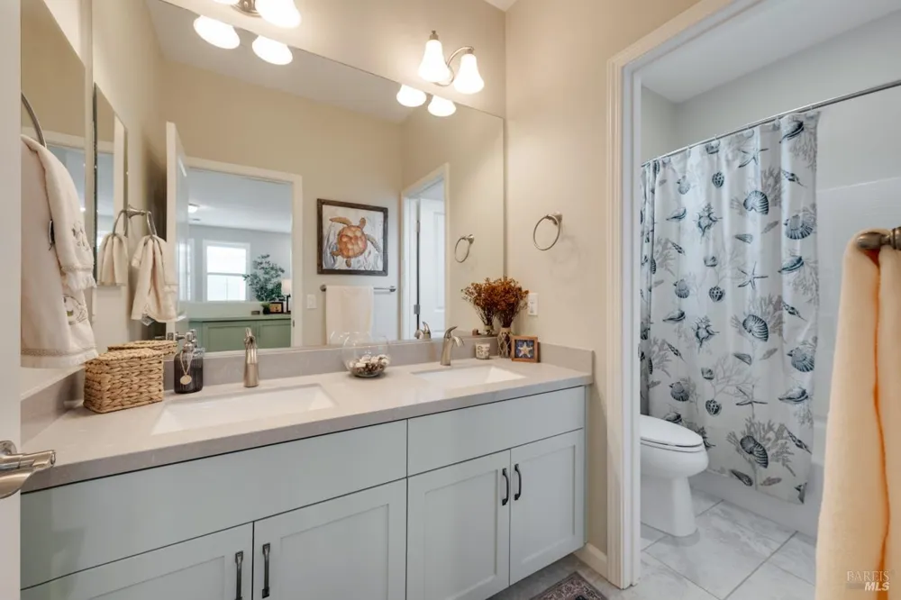 1653 Wildflower Way Rohnert Park, CA 94928