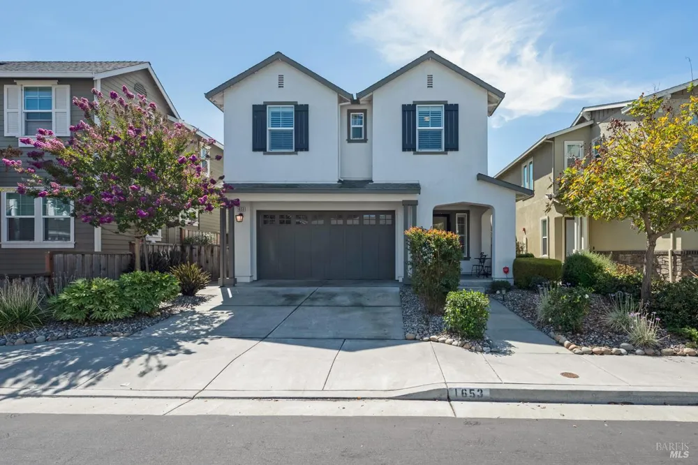 1653 Wildflower Way Rohnert Park, CA 94928