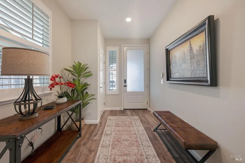 1653 Wildflower Way Rohnert Park, CA 94928