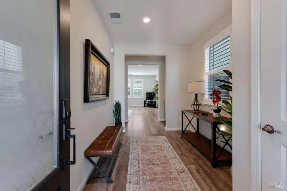 1653 Wildflower Way Rohnert Park, CA 94928