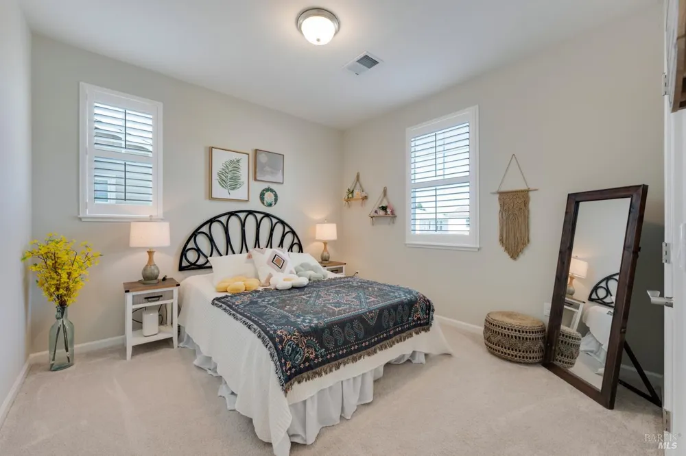1653 Wildflower Way Rohnert Park, CA 94928