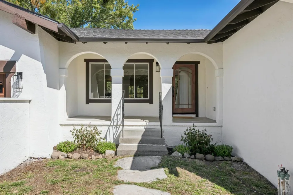 18943 Spring Drive Sonoma, CA 95476