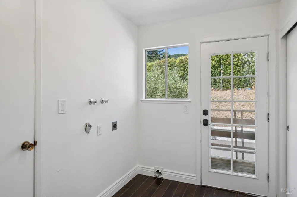 18943 Spring Drive Sonoma, CA 95476