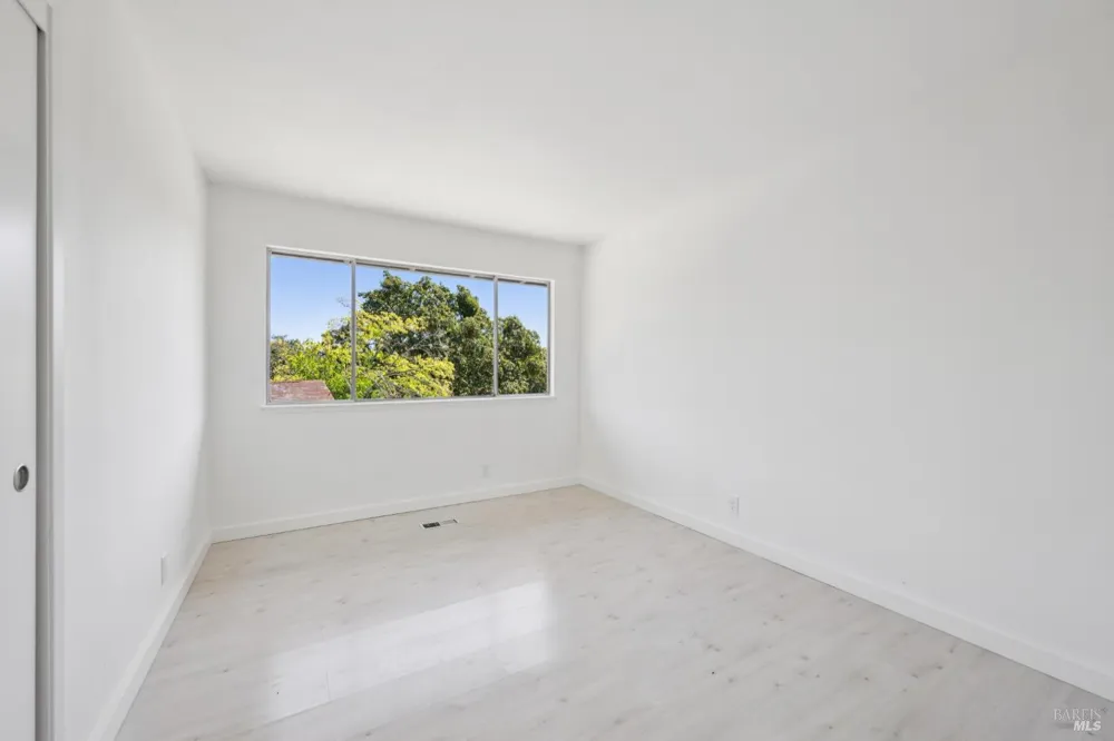 18943 Spring Drive Sonoma, CA 95476