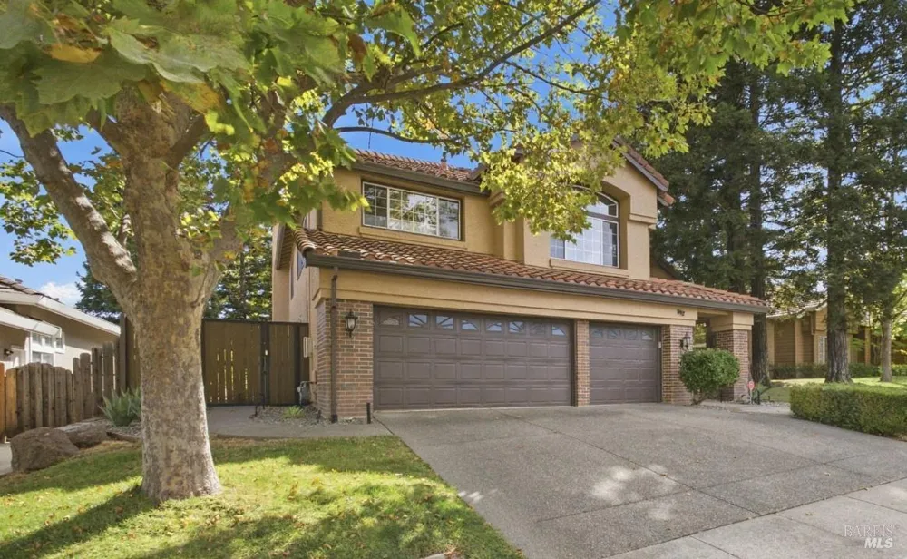 512 Canyon Oak Drive Vacaville, CA 95688