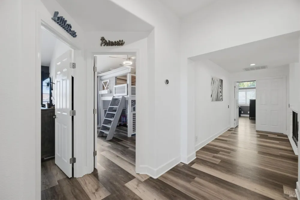 512 Canyon Oak Drive Vacaville, CA 95688