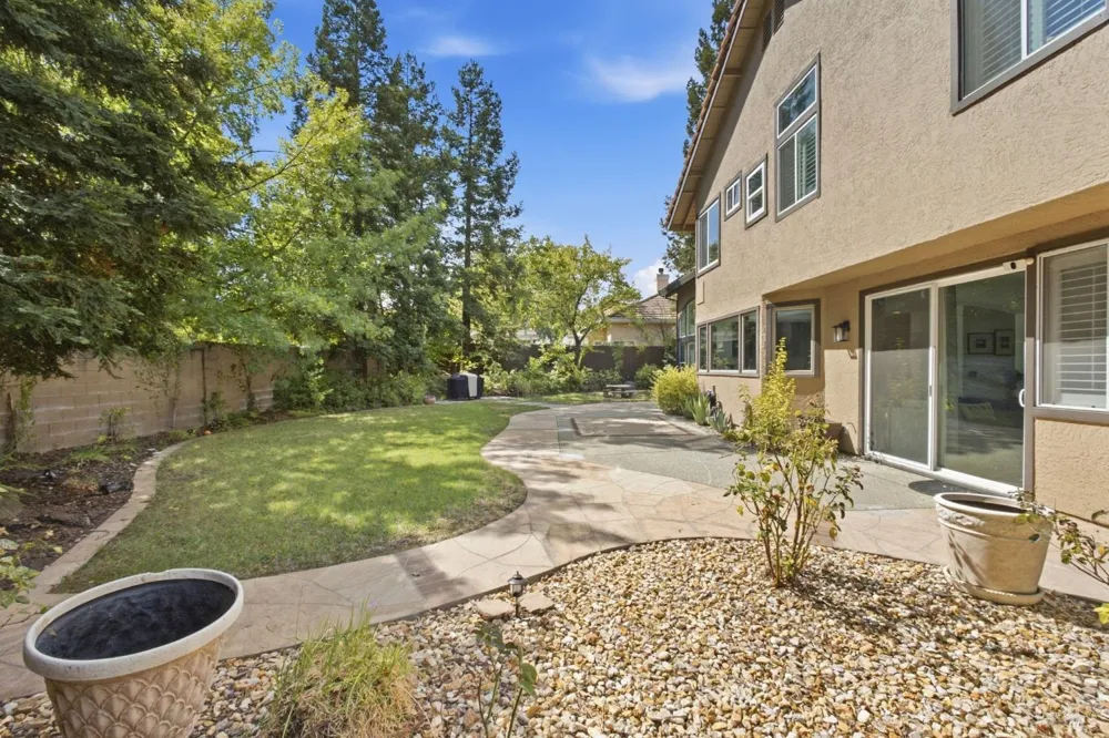 512 Canyon Oak Drive Vacaville, CA 95688