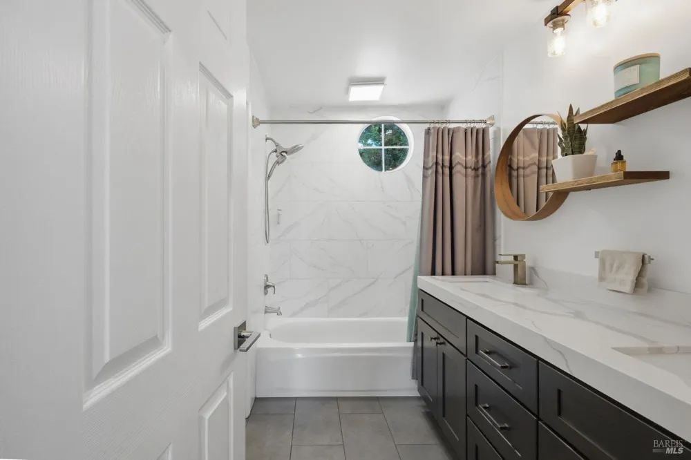 512 Canyon Oak Drive Vacaville, CA 95688