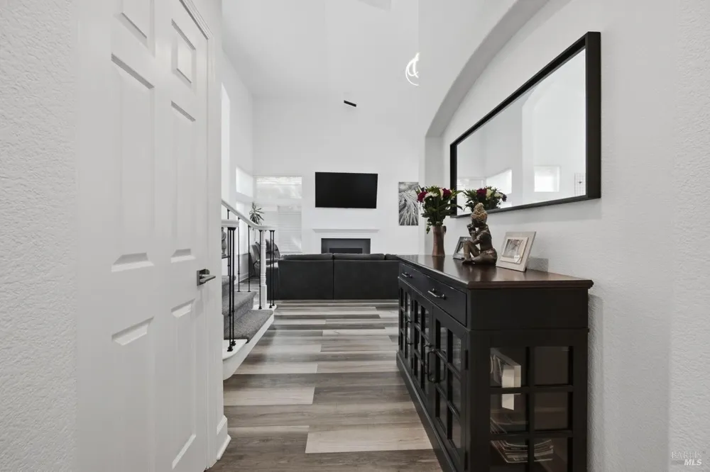 512 Canyon Oak Drive Vacaville, CA 95688