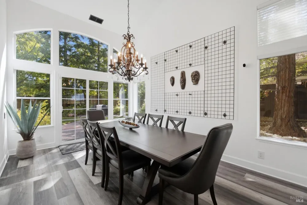 512 Canyon Oak Drive Vacaville, CA 95688