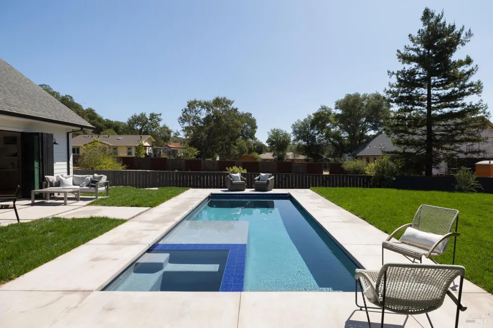 5060 Warm Springs Road Glen Ellen, CA 95442