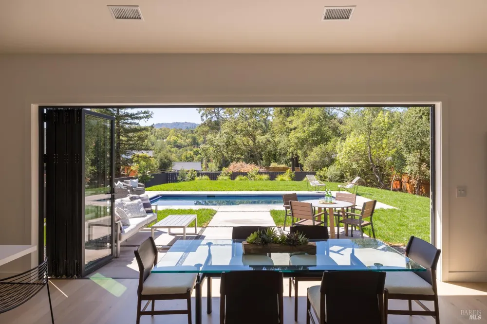 5060 Warm Springs Road Glen Ellen, CA 95442
