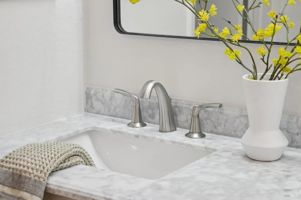 649 Via Casitas Greenbrae, CA 94904
