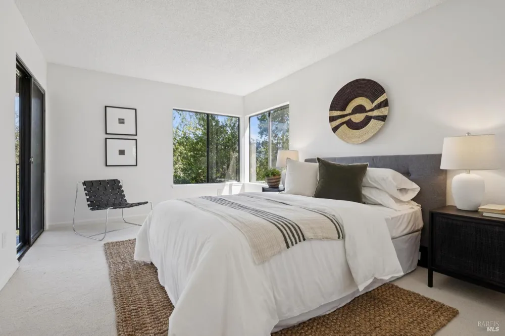 649 Via Casitas Greenbrae, CA 94904