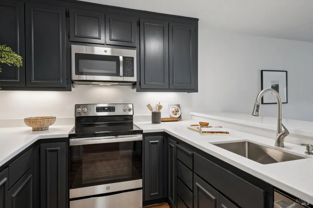 649 Via Casitas Greenbrae, CA 94904