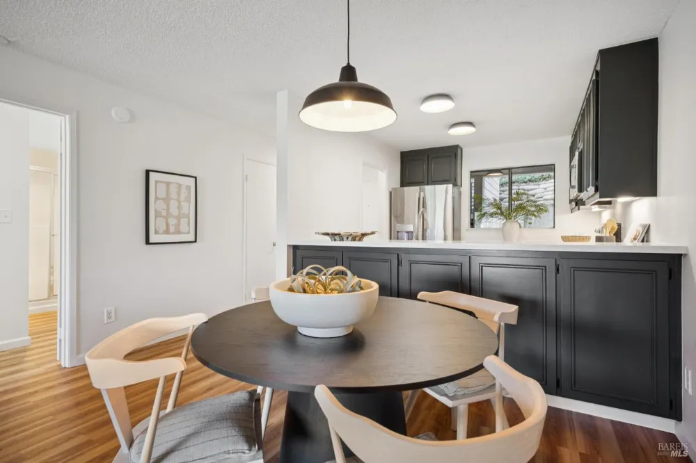 649 Via Casitas Greenbrae, CA 94904