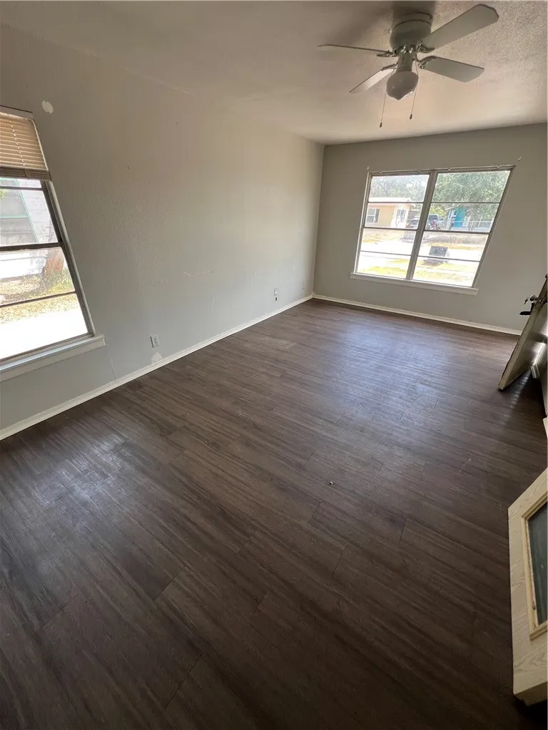 4913 Franklin Drive Corpus Christi, TX 78415