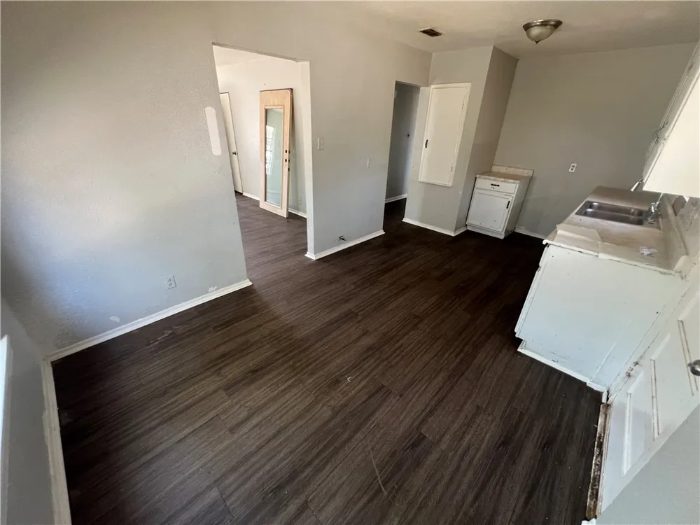 4913 Franklin Drive Corpus Christi, TX 78415