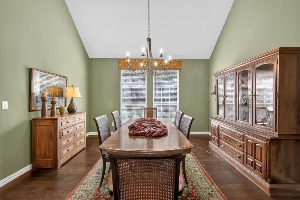 2830 Woodhollow Court Highland Village, TX 75077