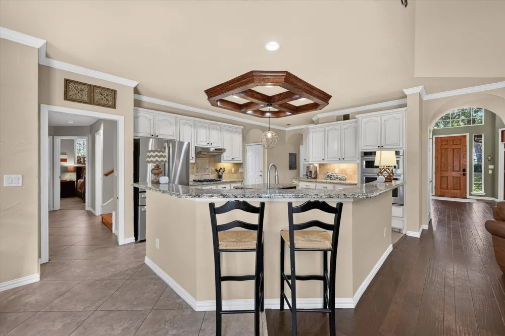 2830 Woodhollow Court Highland Village, TX 75077