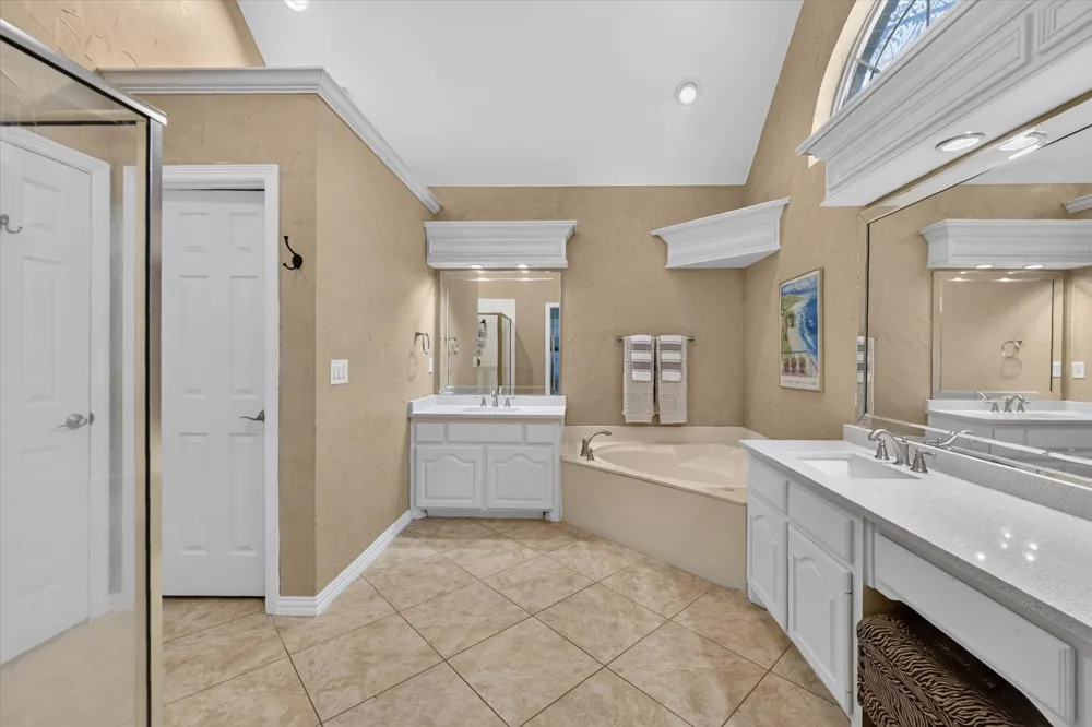 2830 Woodhollow Court Highland Village, TX 75077